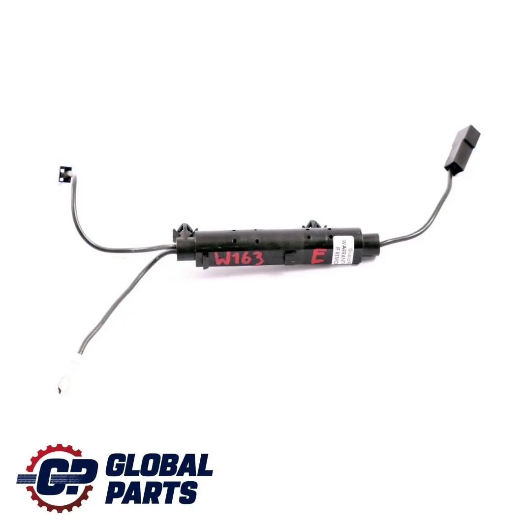 Mercedes-Benz M-Klasse ML W163 Antenne Antennenverstärker für mit Teilenummer A2028202389 Mercedes-Benz M-Klasse ML W163 Antenne Antennenverstärker - SKU A2028202389 - Teilenummer A2028202389