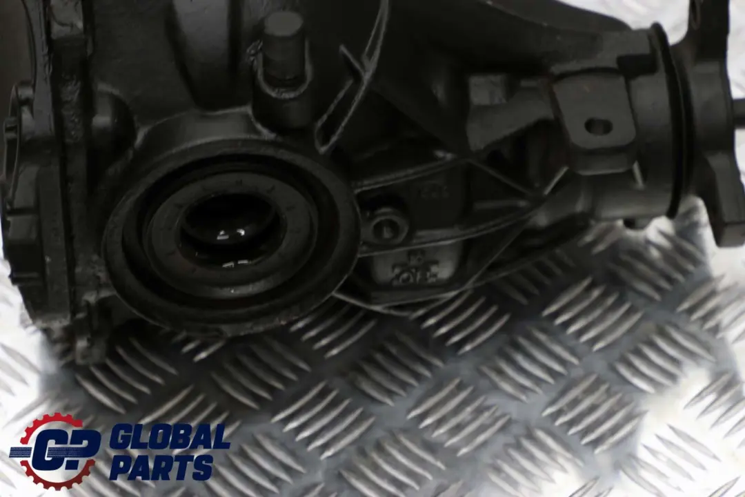 Hinterachsgetriebe Differenzial 2,82 GARANTIE Mercedes C CLC CLK W203 CL203 C209 - SKU A2033504364 - Teilenummer A2033504364