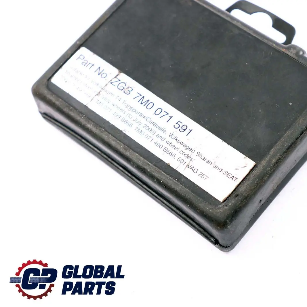 Mercedes-Benz CLK W168 C209 Ecrou de Roue Arriere Mis en Avant pour à propos du numéro de pièce A2034000170 Mercedes-Benz CLK W168 C209 Ecrou de Roue Arriere Mis en Avant - SKU A2034000170-1 - Numéro de pièce A2034000170