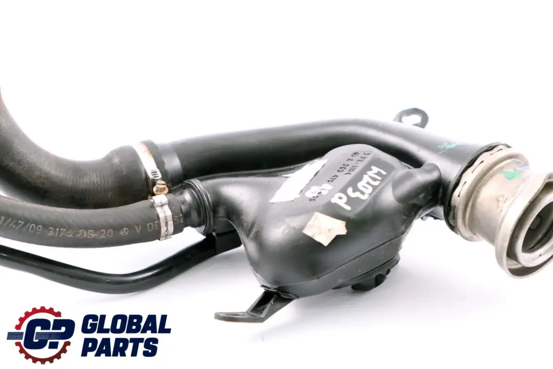 Mercedes W203 Tubo del cuello De llenado del deposito De combustible - SKU A2034701620 - Número de pieza A2034701620