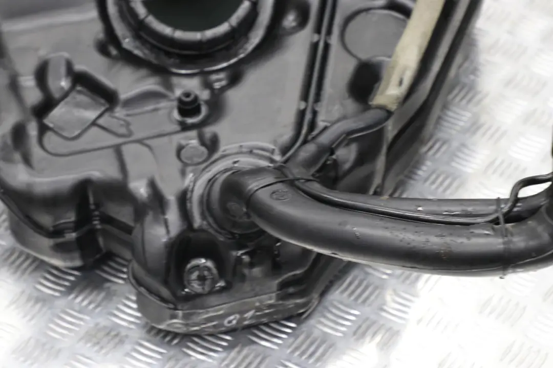  Mercedes-Benz C-Klasse W203 Nackter Kraftstofftank Diesel 62L - SKU A2034707501-1 - Teilenummer A2034707501