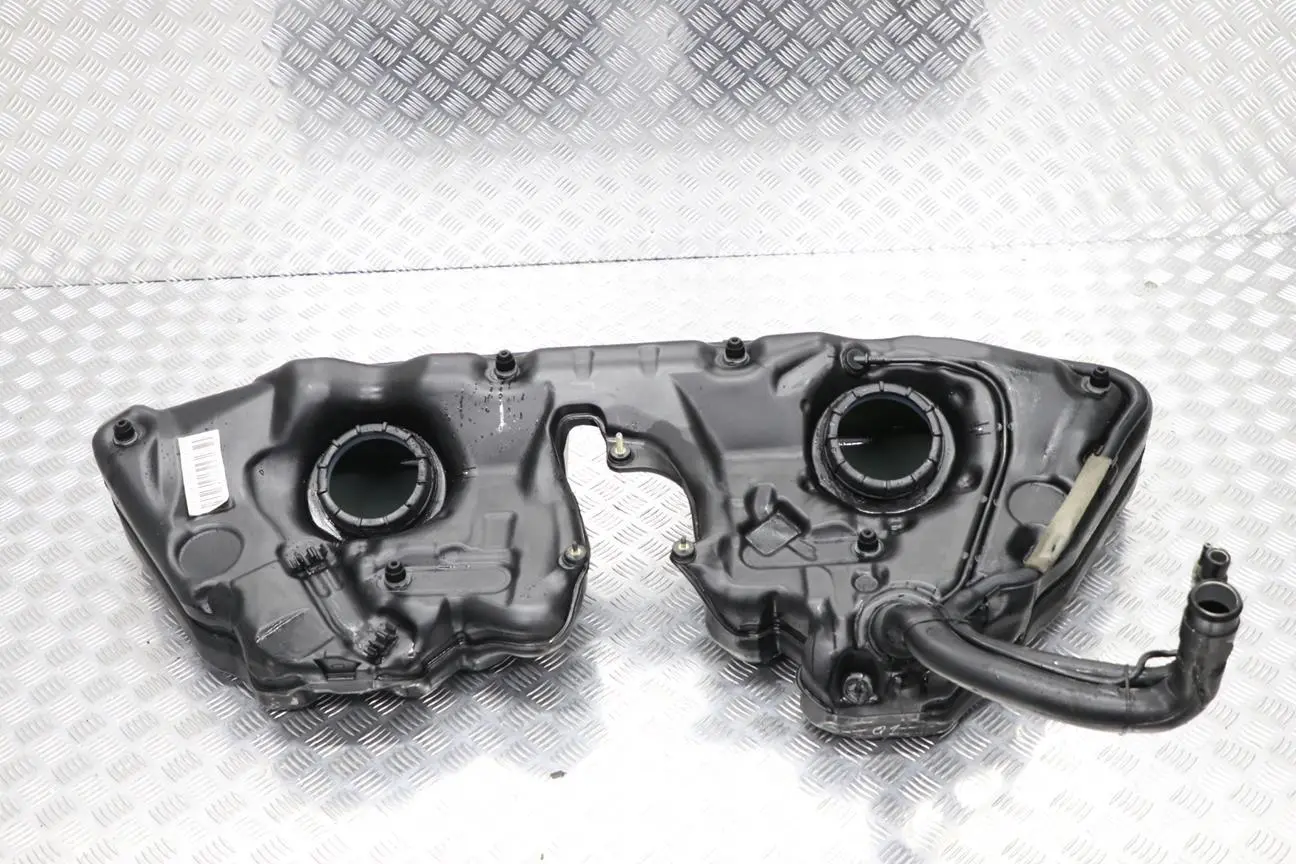 Mercedes Benz C Class W203 Diesel Bare Fuel Tank 62L A2034707501