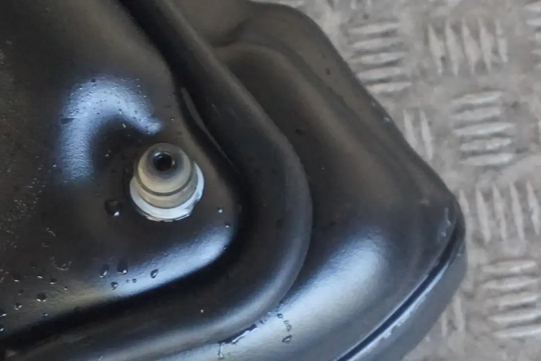 Mercedes Benz C Class W203 Diesel Complete Fuel Tank 62L - SKU A2034707501 - Part number A2034707501