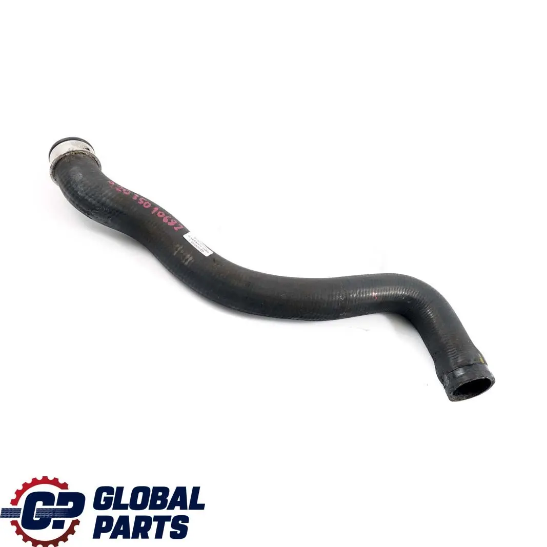 OM611 flessibile liquido superiore vaschetta espansione radiatore per Mercedes W203 con numero di parte A2035010682 Mercedes W203 OM611 flessibile liquido superiore vaschetta espansione radiatore - SKU A2035010682 - Numero di parte A2035010682