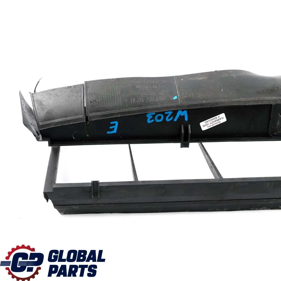 Benz Classe C W203 Radiateur Capot Calandre Mopf Tiroir Air Mercedes - SKU A2035050230 - Numéro de pièce A2035050230
