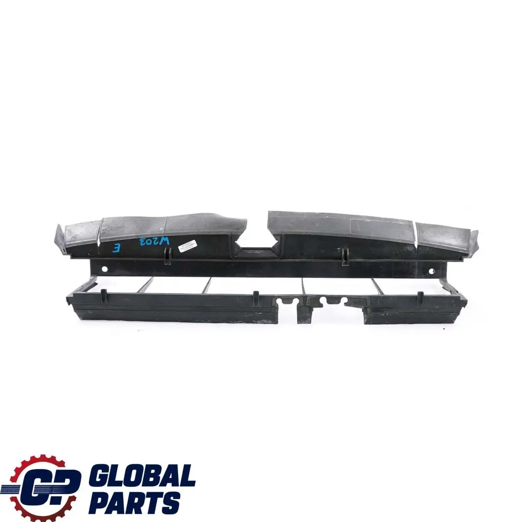 Conducto de canal de admisión de aire del radiador para Mercedes W203 con número de pieza A2035050230 Mercedes W203 Conducto de canal de admisión de aire del radiador - SKU A2035050230 - Número de pieza A2035050230