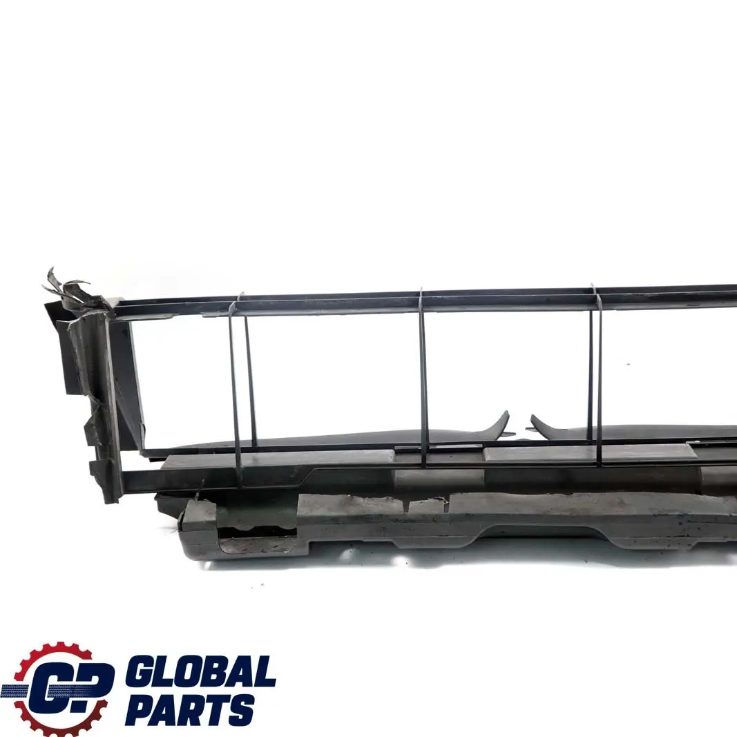  Mercedes-Benz Classe C W203 Canale di aspirazione del radiatore - SKU A2035053730 - Numero di parte A2035053730