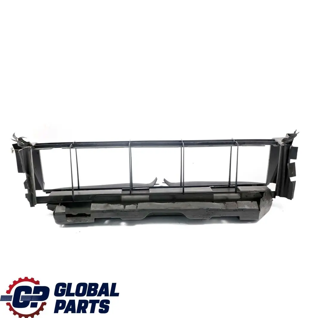 Mercedes-Benz Clase C W203 Radiador Entrada de Aire Canal Conducto para con número de pieza A2035053730 Mercedes-Benz Clase C W203 Radiador Entrada de Aire Canal Conducto - SKU A2035053730 - Número de pieza A2035053730