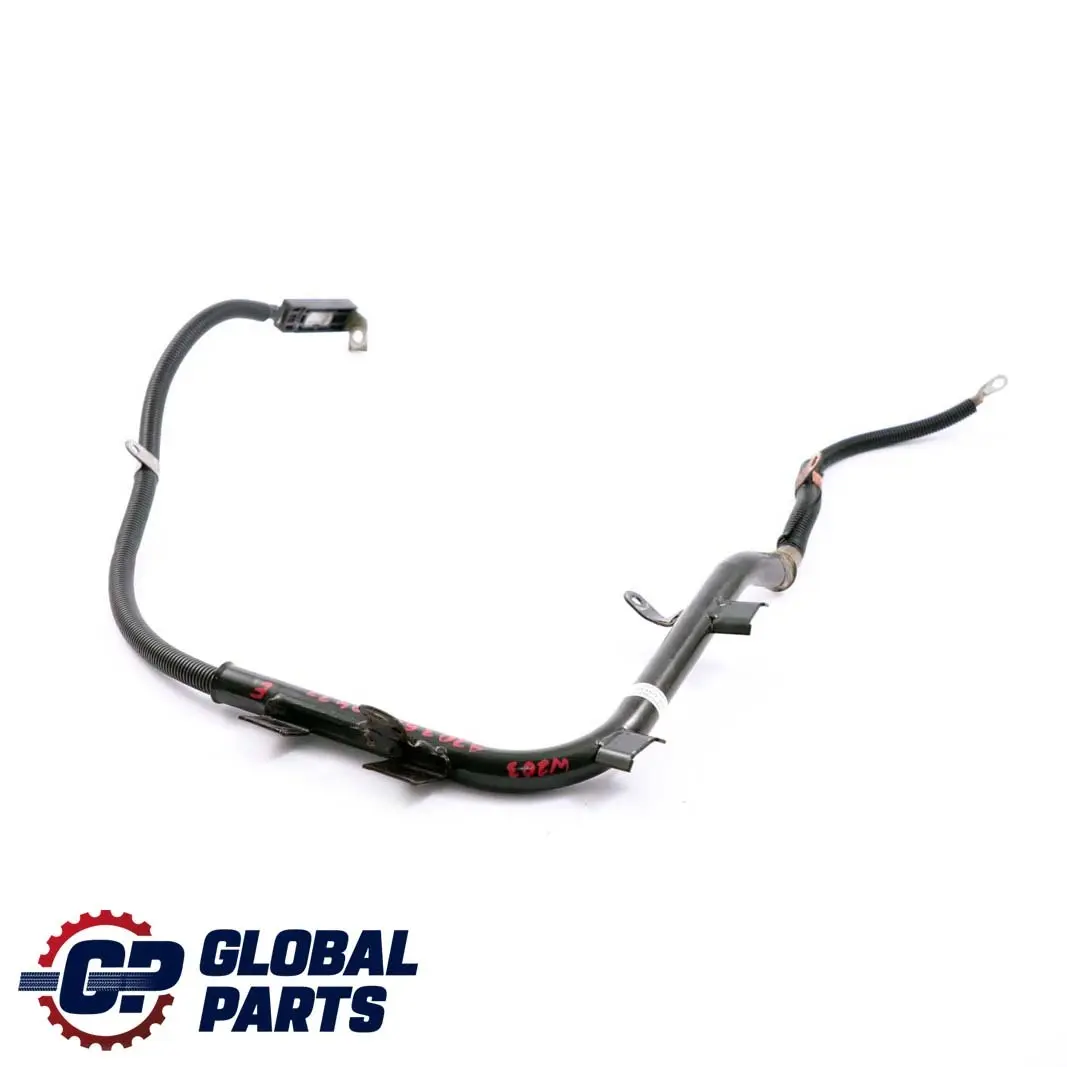 Mercedes-Benz C-Klasse W203 Alternator Kabelbaum Batterie Kabel für mit Teilenummer A2035400432 Mercedes-Benz C-Klasse W203 Alternator Kabelbaum Batterie Kabel - SKU A2035400432 - Teilenummer A2035400432