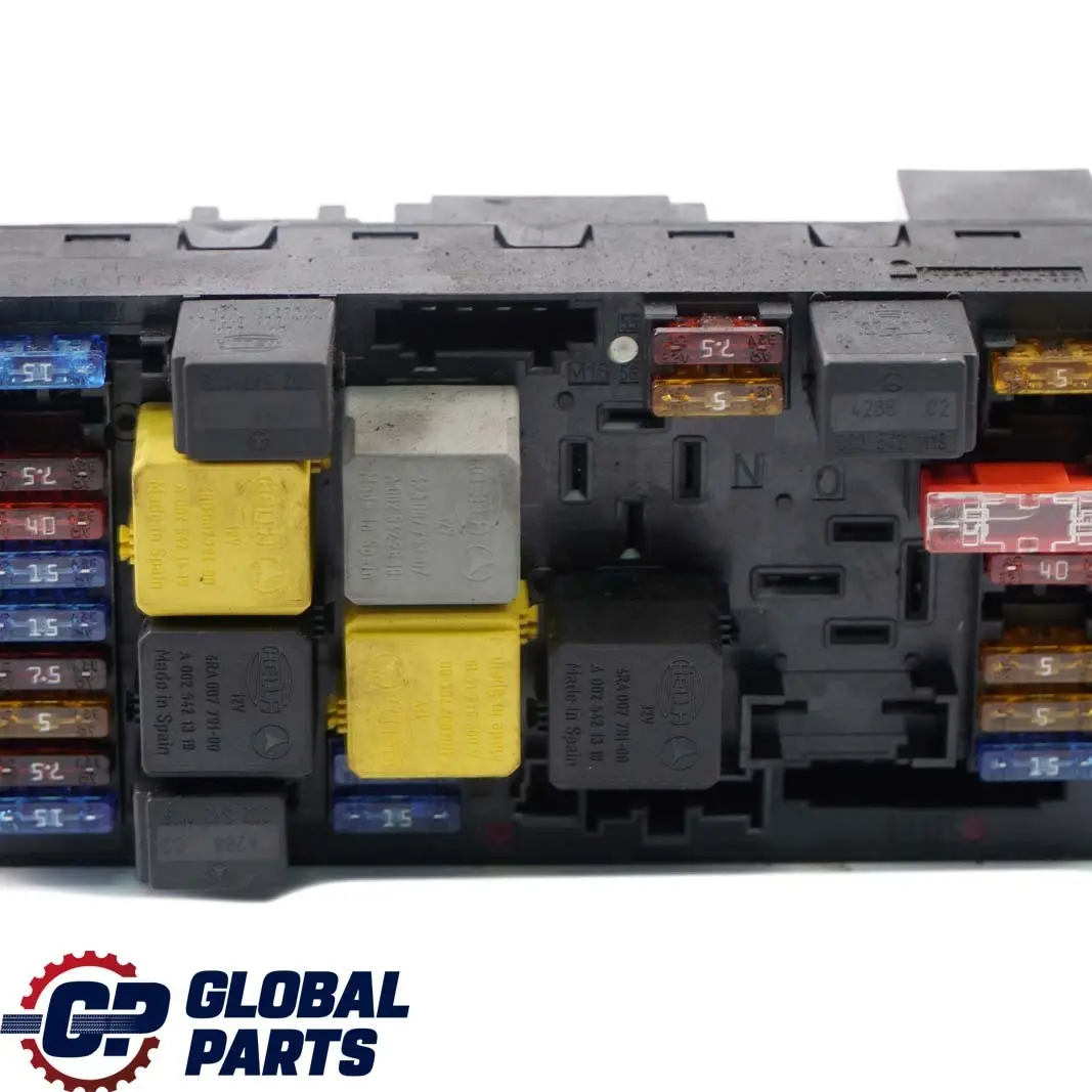 Boîte à fusibles Unité de contrôle Module SAM pour Mercedes W203 à propos du numéro de pièce A2035452901 Mercedes W203 Boîte à fusibles Unité de contrôle Module SAM - SKU A2035452901 - Numéro de pièce A2035452901