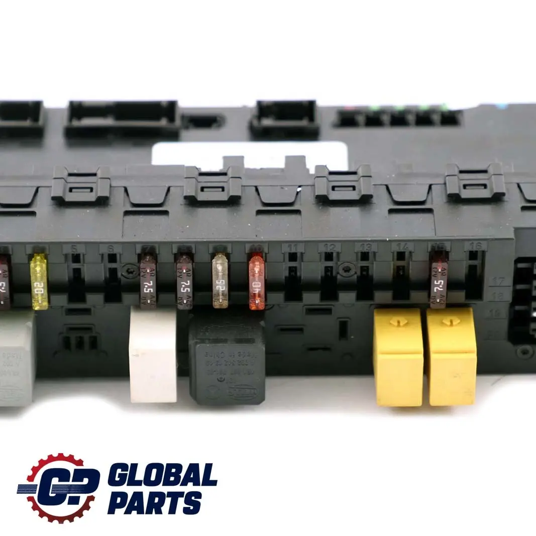 Sam Módulo de Control Caja de Fusibles para Mercedes C CLK W203 C209 con número de pieza A2035453401 Mercedes C CLK W203 C209 Sam Módulo de Control Caja de Fusibles - SKU A2035453401 - Número de pieza A2035453401