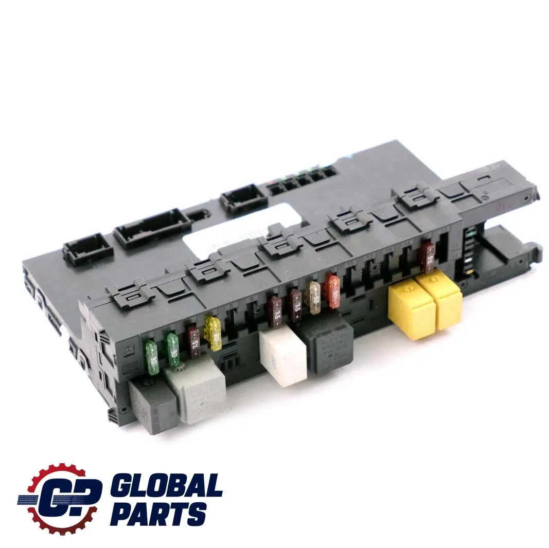 Sam Modulo controllo scatola dei fusibili per Mercedes C CLK W203 C209 con numero di parte A2035453401 Mercedes C CLK W203 C209 Sam Modulo controllo scatola dei fusibili - SKU A2035453401 - Numero di parte A2035453401
