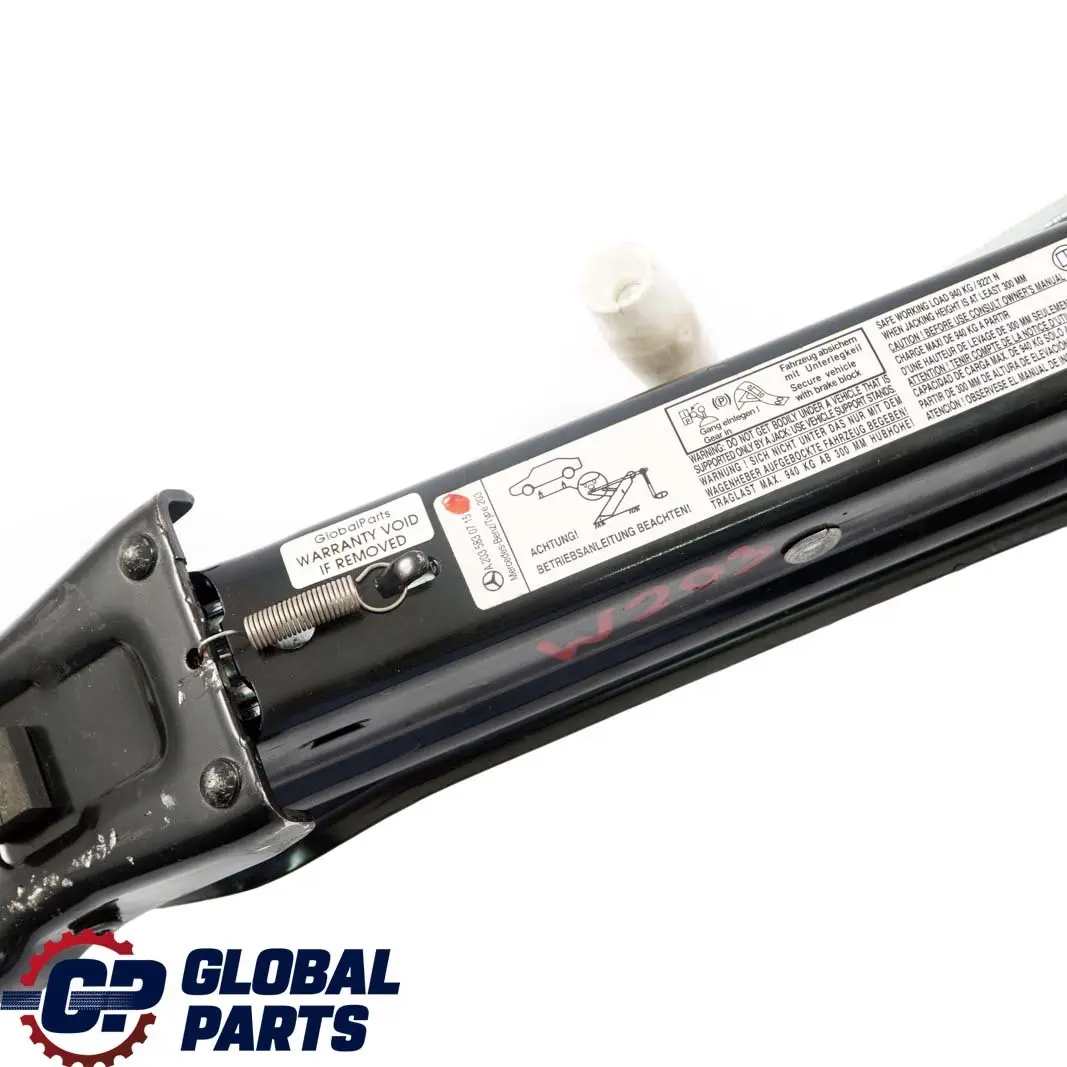 coche de elevación de la rueda de emergencia Jack Tool para Mercedes W203 con número de pieza A2035830715 Mercedes W203 coche de elevación de la rueda de emergencia Jack Tool - SKU A2035830715 - Número de pieza A2035830715