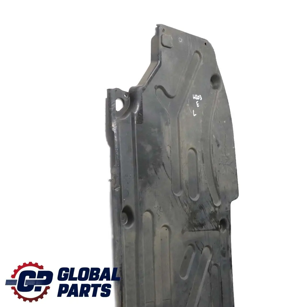 Mercedes-Benz W203 Bavette Protection Anti-encastrement A Gauche pour à propos du numéro de pièce A2036190138 Mercedes-Benz W203 Bavette Protection Anti-encastrement A Gauche - SKU A2036190138-1 - Numéro de pièce A2036190138