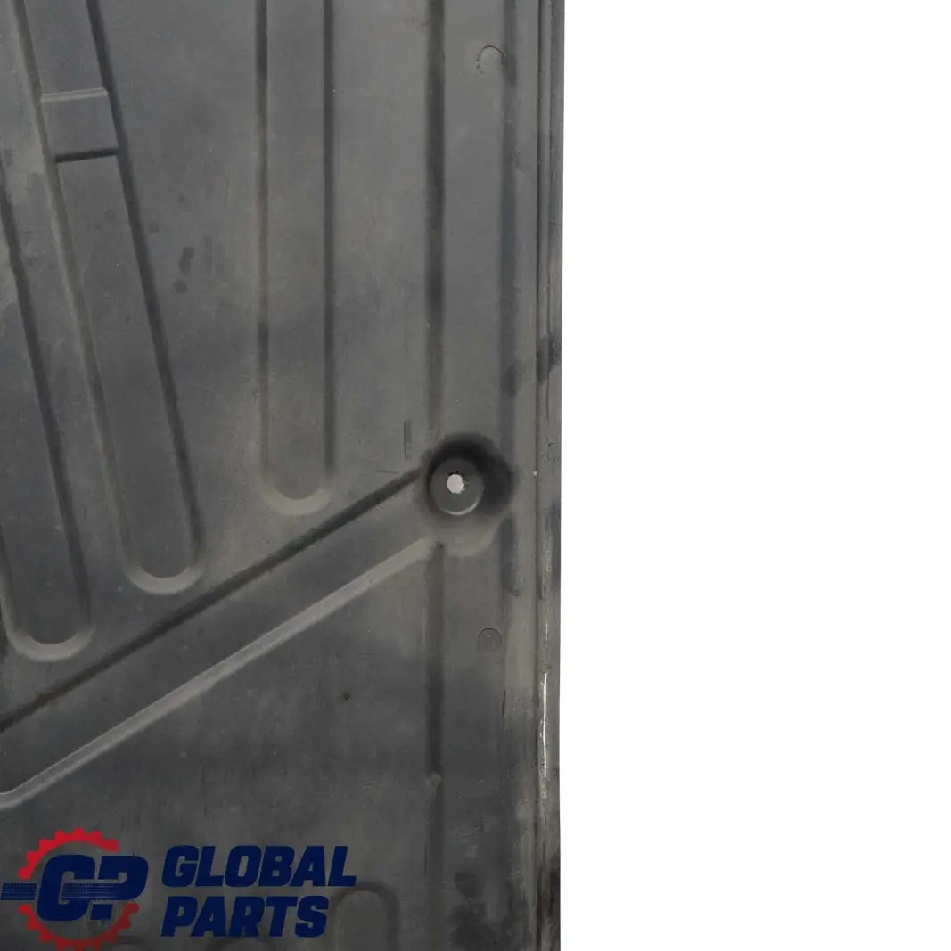  Mercedes-Benz Clase C W203 Izquierda Panel De proteccion De bajos - SKU A2036191138 - Número de pieza A2036191138