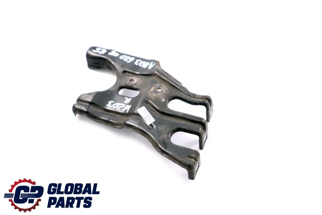 Mercedes W203 Pannello anteriore sbalzo destro O/S Piastra supporto faro - SKU A2036200885 - Numero di parte A2036200885