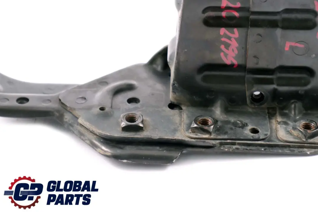 Frontstoßstange Links Halterung Querträger für Mercedes W203 mit Teilenummer A2036202195 Mercedes W203 Frontstoßstange Links Halterung Querträger - SKU A2036202195 - Teilenummer A2036202195