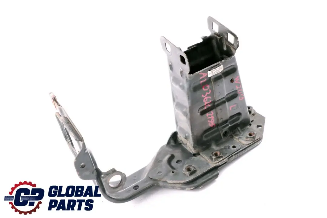 Pare-Chocs Avant Support Gauche Traverse pour Mercedes W203 à propos du numéro de pièce A2036202195 Mercedes W203 Pare-Chocs Avant Support Gauche Traverse - SKU A2036202195 - Numéro de pièce A2036202195