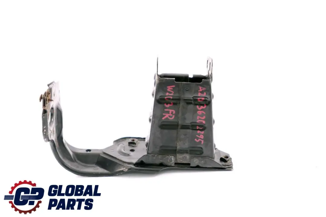 C-Klasse W203 Stoßstange Absorber Vorne Rechts Halter für Mercedes mit Teilenummer A2036202295 Mercedes C-Klasse W203 Stoßstange Absorber Vorne Rechts Halter - SKU A2036202295 - Teilenummer A2036202295