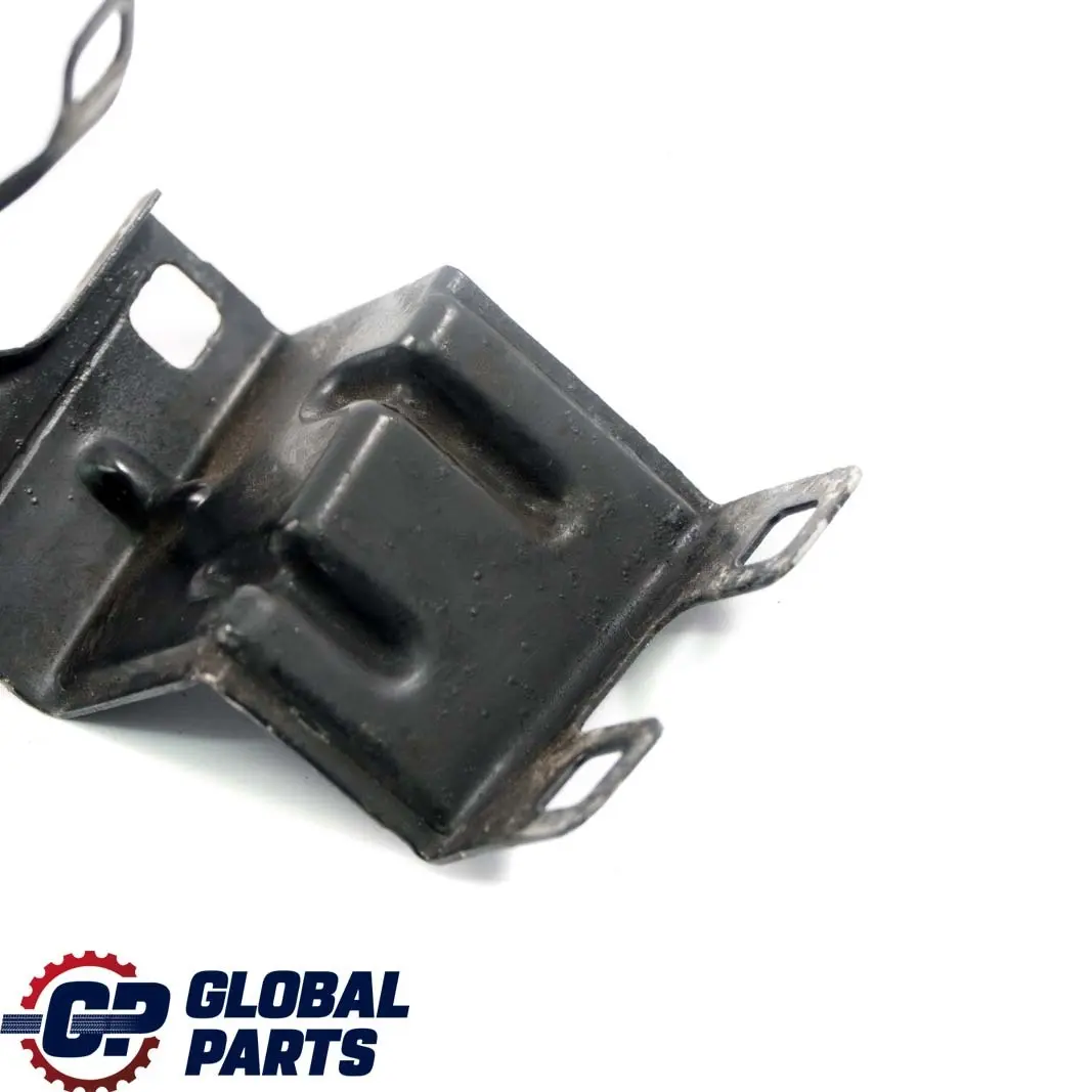 Paraurti Anteriore Sinistro Staffa Montaggio Traversa Superiore per Mercedes W203 con numero di parte A2036260314 Mercedes W203 Paraurti Anteriore Sinistro Staffa Montaggio Traversa Superiore - SKU A2036260314 - Numero di parte A2036260314