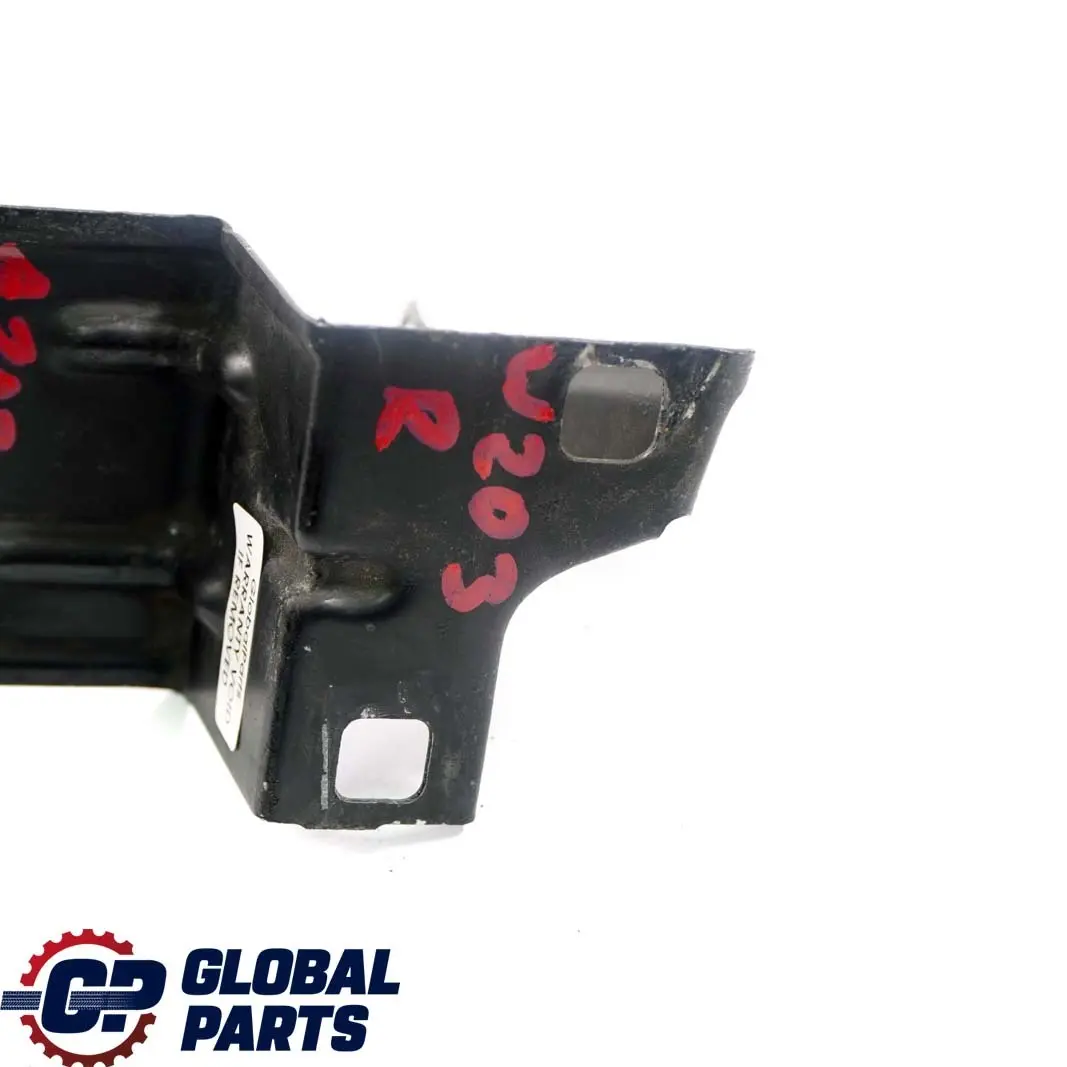 Mercedes W203 parachoques delantero derecho superior travesaño soporte montaje - SKU A2036260414 - Número de pieza A2036260414