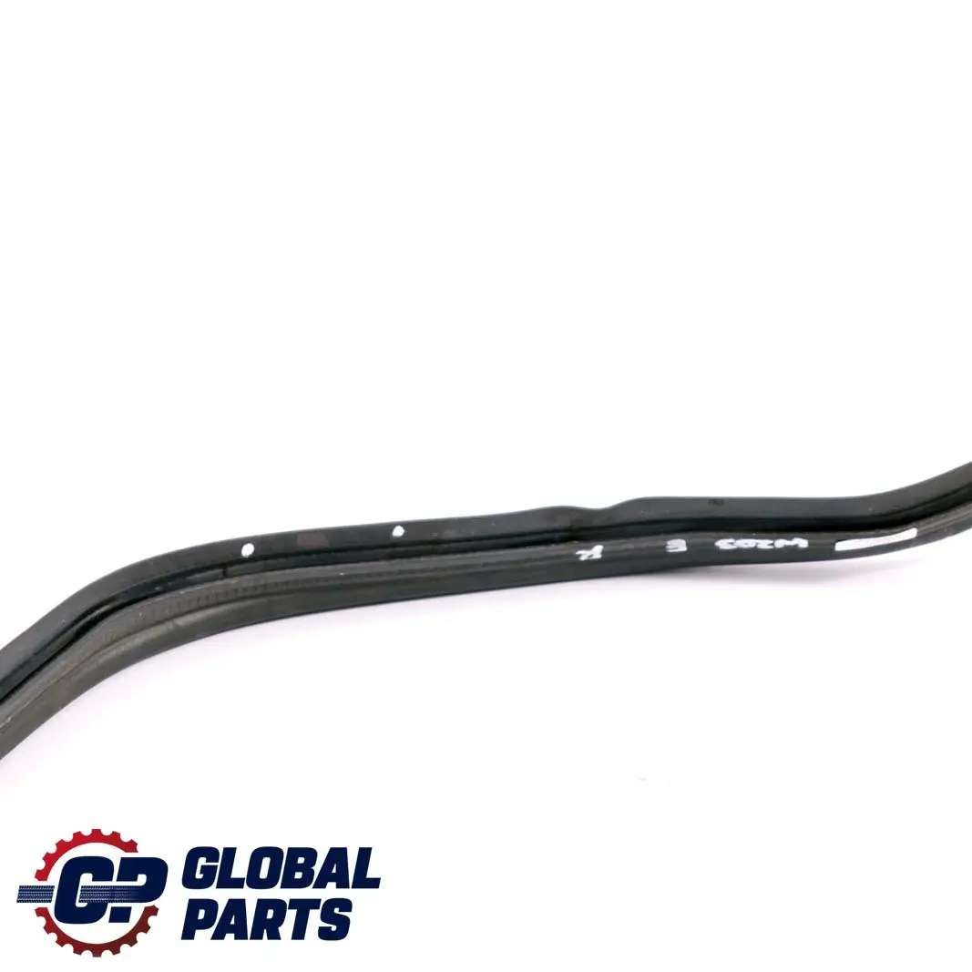  Mercedes-Benz CLK Classe W203 C209 Cofano Gomma Guarnizione Centrale Destra - SKU A2036280098 - Numero di parte A2036280098