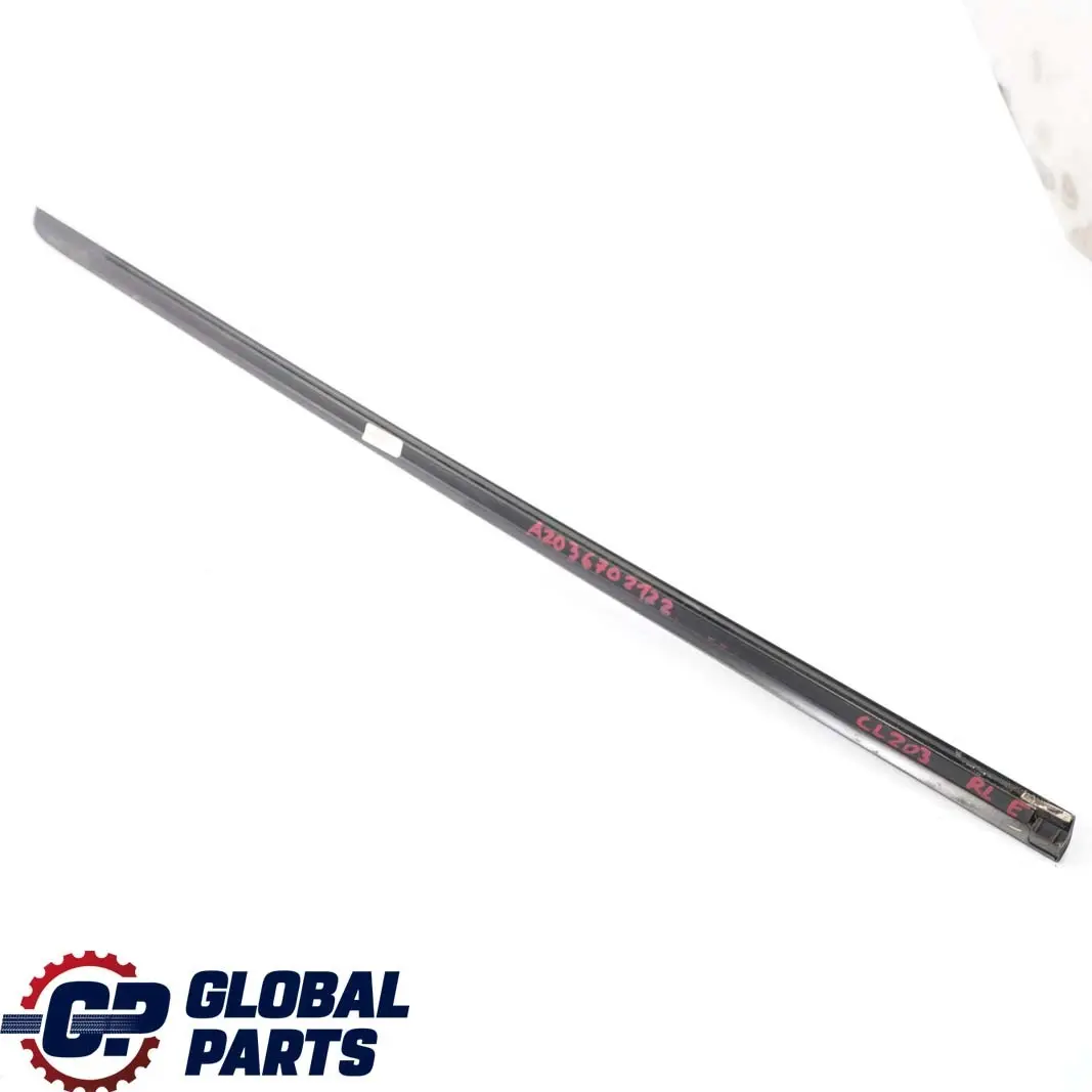 Moldura Borde Ventana Guardabarros Trasero Izquierdo para Mercedes CL203 con número de pieza A2036702122 Mercedes CL203 Moldura Borde Ventana Guardabarros Trasero Izquierdo - SKU A2036702122 - Número de pieza A2036702122