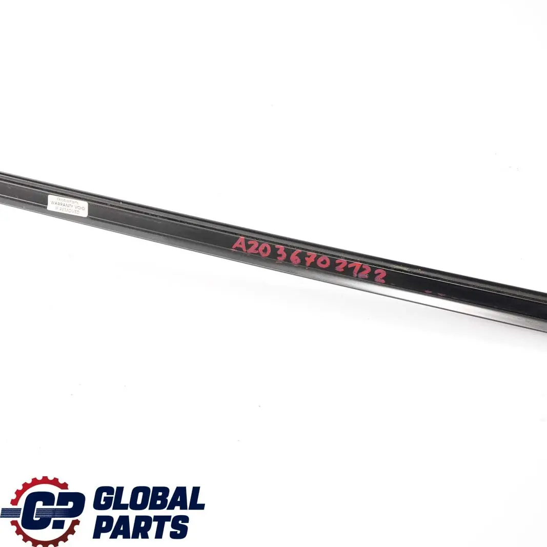 Mercedes CL203 Bande De Bordure De Fenêtre D'Aile Arrière Gauche - SKU A2036702122 - Numéro de pièce A2036702122