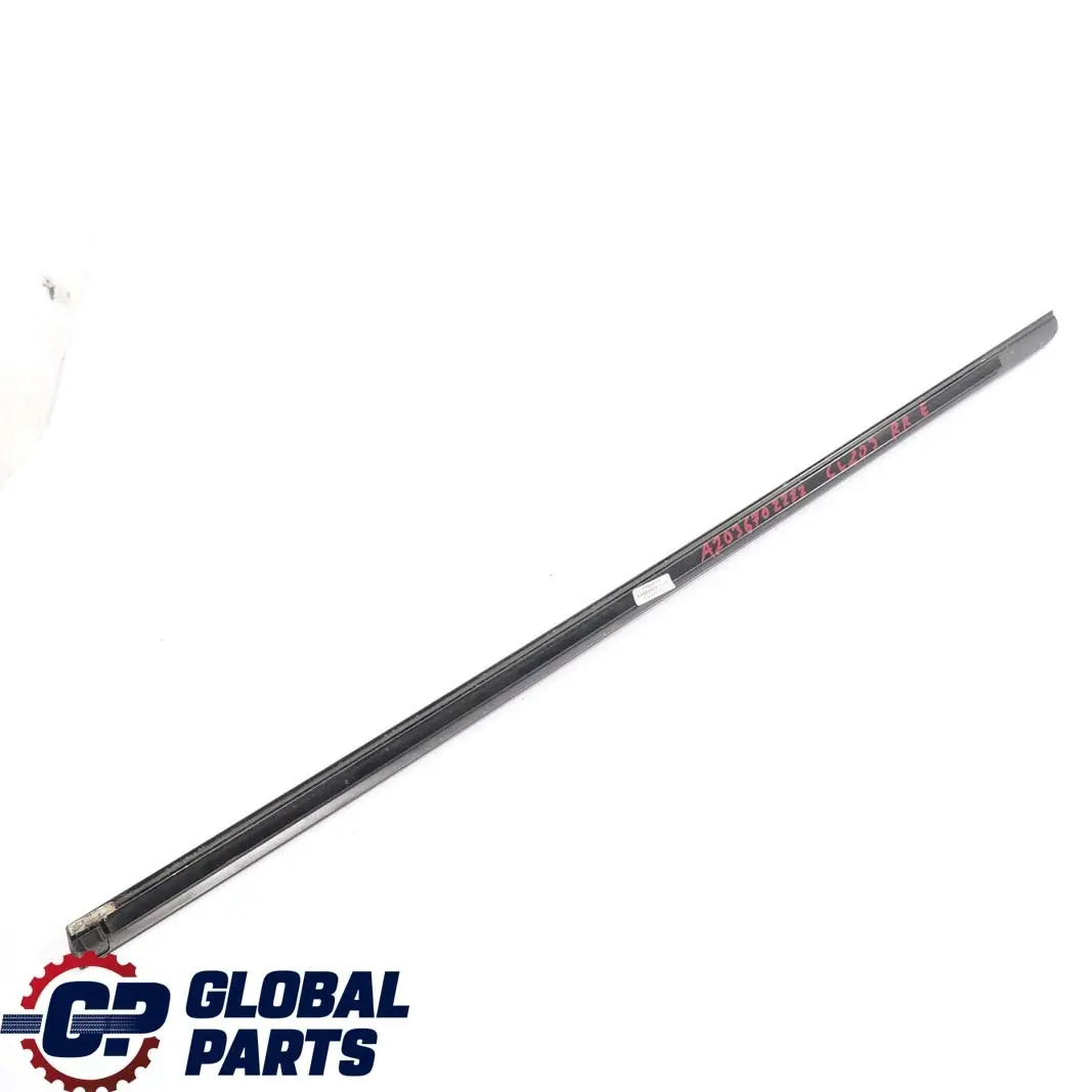 Mercedes CL203 Posteriore Destra Finestrino Bordo Carenatura - SKU A2036702222 - Numero di parte A2036702222