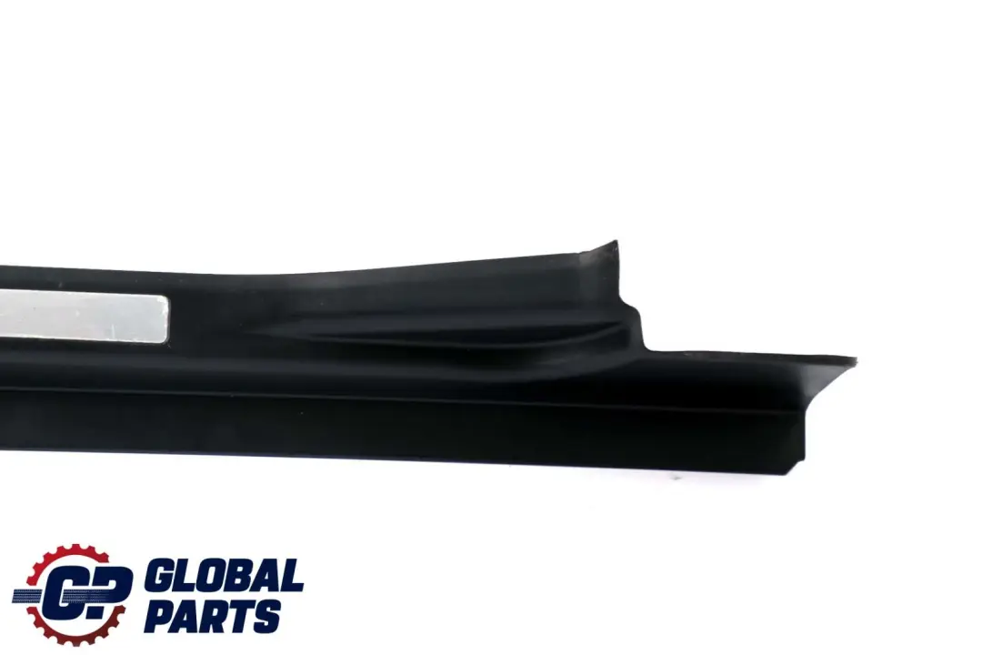 Mercedes-Benz Clase C W203 Front Left Door Sill Step Plate Entrance Cover Trim para con número de pieza A2036800735 Mercedes-Benz Clase C W203 Front Left Door Sill Step Plate Entrance Cover Trim - SKU A2036800735 - Número de pieza A2036800735