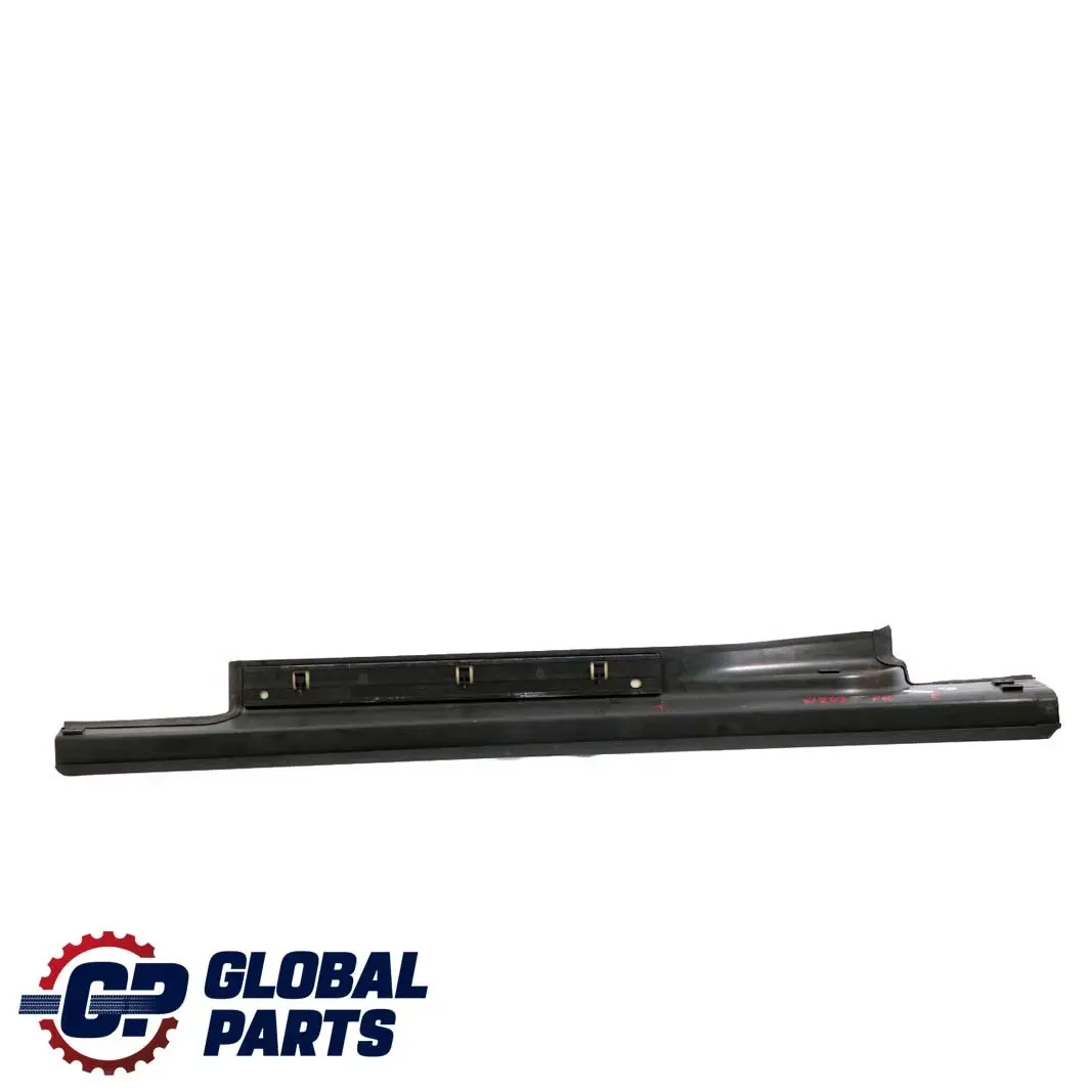 anteriore destro O/S soglia porta piatto ingresso copertura trim per Mercedes C W203 con numero di parte A2036800835 Mercedes C W203 anteriore destro O/S soglia porta piatto ingresso copertura trim - SKU A2036800835-1 - Numero di parte A2036800835