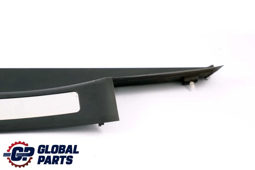 davanzale posteriore destro della porta piatto ingresso copertura per Mercedes W203 con numero di parte A2036801035 Mercedes W203 davanzale posteriore destro della porta piatto ingresso copertura - SKU A2036801035 - Numero di parte A2036801035