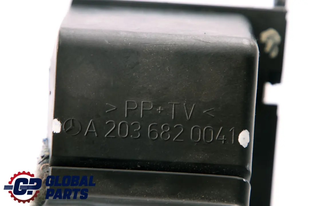 Osłona tylnej klapy do Mercedes CL203 o numerze A2036809225 Mercedes CL203 Osłona tylnej klapy - SKU A2036809225 - Numer Części A2036809225