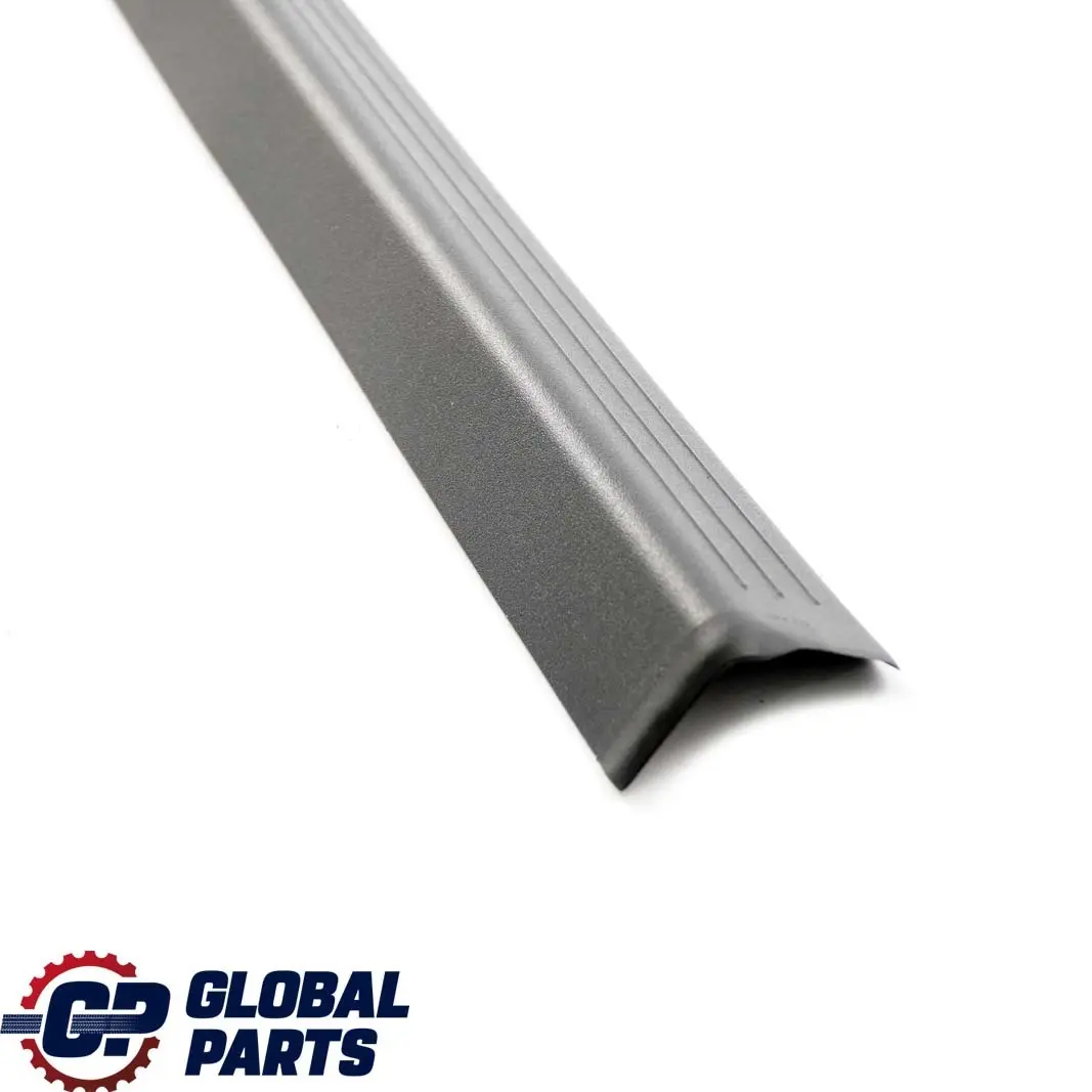 Mercedes W203 Rail Delantero Izquierdo Embellecedor umbral puerta - SKU A2036861136 - Número de pieza A2036861136