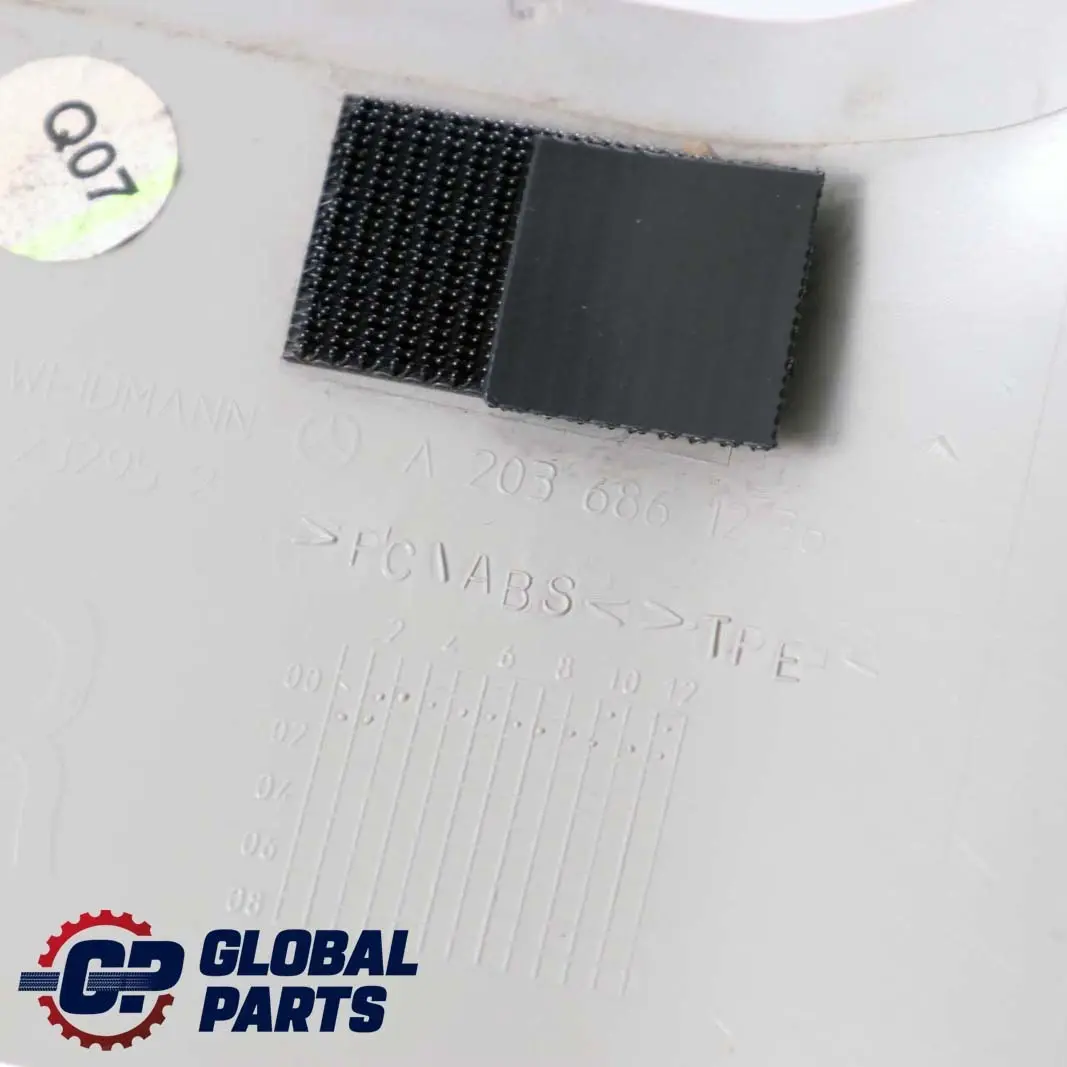  Mercedes-Benz Clase C W203 Rail Tapa Delantera Derecha - SKU A2036861236 - Número de pieza A2036861236