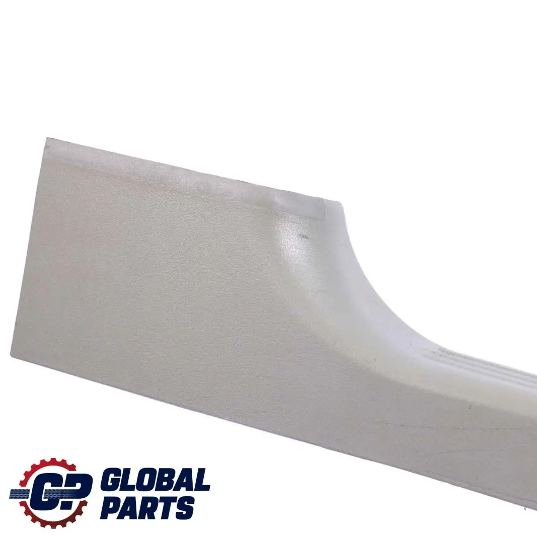 Rail Trasero Derecho Alfombra Borde Umbral Puerta Tapa para Mercedes W203 con número de pieza A2036861436 Mercedes W203 Rail Trasero Derecho Alfombra Borde Umbral Puerta Tapa - SKU A2036861436 - Número de pieza A2036861436