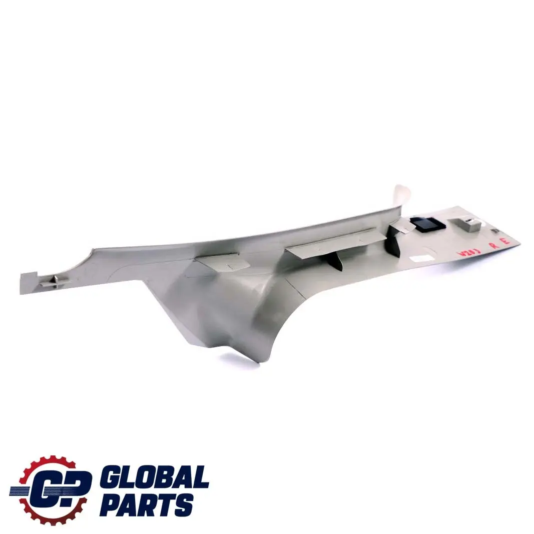 Rail Trasero Derecho Alfombra Borde Umbral Puerta Tapa para Mercedes W203 con número de pieza A2036861436 Mercedes W203 Rail Trasero Derecho Alfombra Borde Umbral Puerta Tapa - SKU A2036861436 - Número de pieza A2036861436