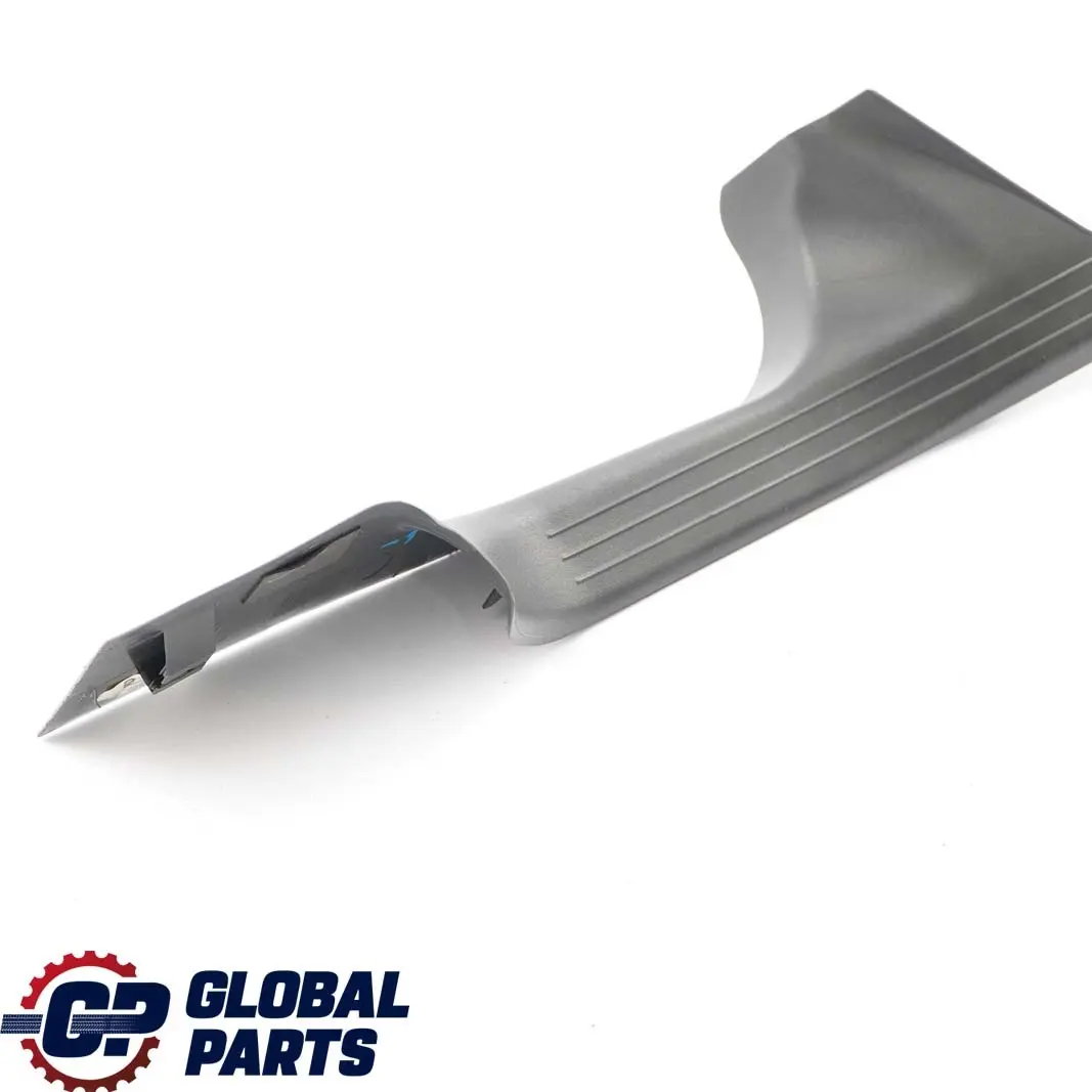 Rail Posteriore Sinistra Tappeto Bordo Porta Soglie per Mercedes W203 con numero di parte A2036861536 Mercedes W203 Rail Posteriore Sinistra Tappeto Bordo Porta Soglie - SKU A2036861536-1 - Numero di parte A2036861536