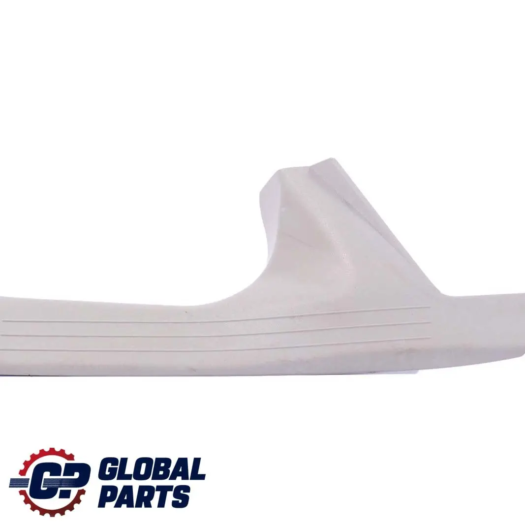 Listwa Progu Lewy Tył do Mercedes C W203 o numerze A2036861536 Mercedes C W203 Listwa Progu Lewy Tył - SKU A2036861536 - Numer Części A2036861536