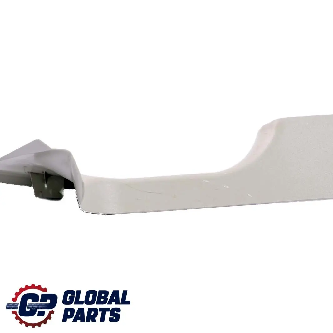 Mercedes-Benz C W203 Rail Rear Left Carpet Edge Door Sill Cover para con número de pieza A2036861536 Mercedes-Benz C W203 Rail Rear Left Carpet Edge Door Sill Cover - SKU A2036861536 - Número de pieza A2036861536