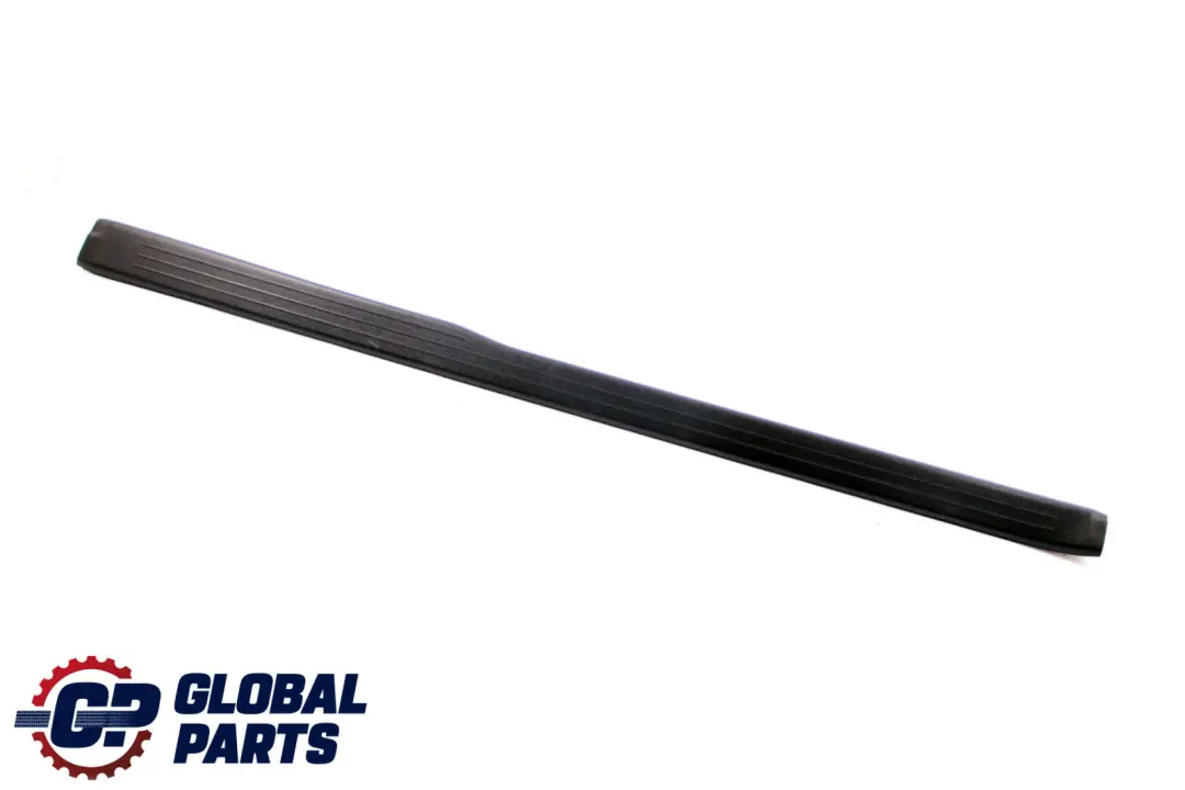 Mercedes Classe CLC CL203 Abdeckschiene Barre D 'em Barquement Links - SKU A2036861936 - Numéro de pièce A2036861936