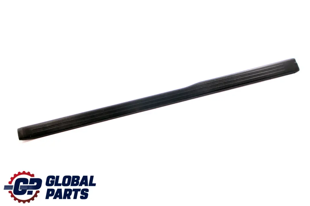 Classe CLC CL203 Abdeckschiene Sottoporta Destra per Mercedes con numero di parte A2036862036 Mercedes Classe CLC CL203 Abdeckschiene Sottoporta Destra - SKU A2036862036 - Numero di parte A2036862036