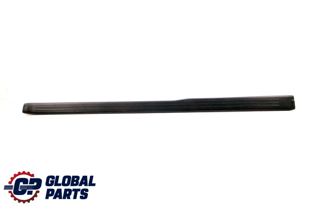 Rail Derecho Puerta Umbral Tapa Interior para Mercedes CLC-Class CL203 con número de pieza A2036862036 Mercedes CLC-Class CL203 Rail Derecho Puerta Umbral Tapa Interior - SKU A2036862036 - Número de pieza A2036862036