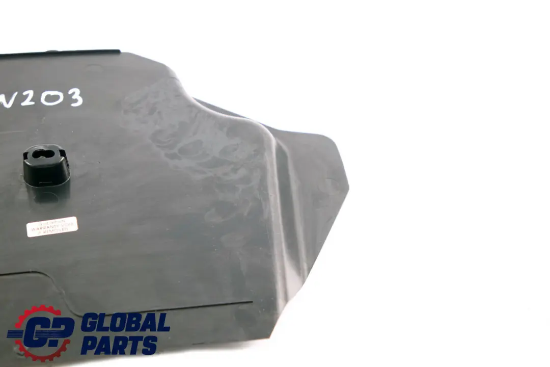 Embellecedor del panel trasero derecho para Mercedes CL203 W203 con número de pieza A2036880806 Mercedes CL203 W203 Embellecedor del panel trasero derecho - SKU A2036880806 - Número de pieza A2036880806