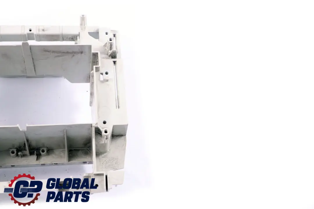 Mercedes W203 Einbaurahmen Radio Rahmen - SKU A2036890516 - Teilenummer A2036890516