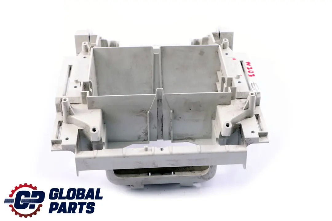 Mercedes W203 CD Radio Carrier Consola Marco Soporte - SKU A2036890516 - Número de pieza A2036890516