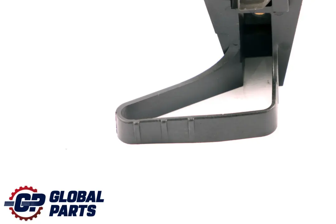  Mercedes-Benz Classe CLC CL203 Arriere Gauche Support Rayon Inferieur - SKU A2036900114 - Numéro de pièce A2036900114