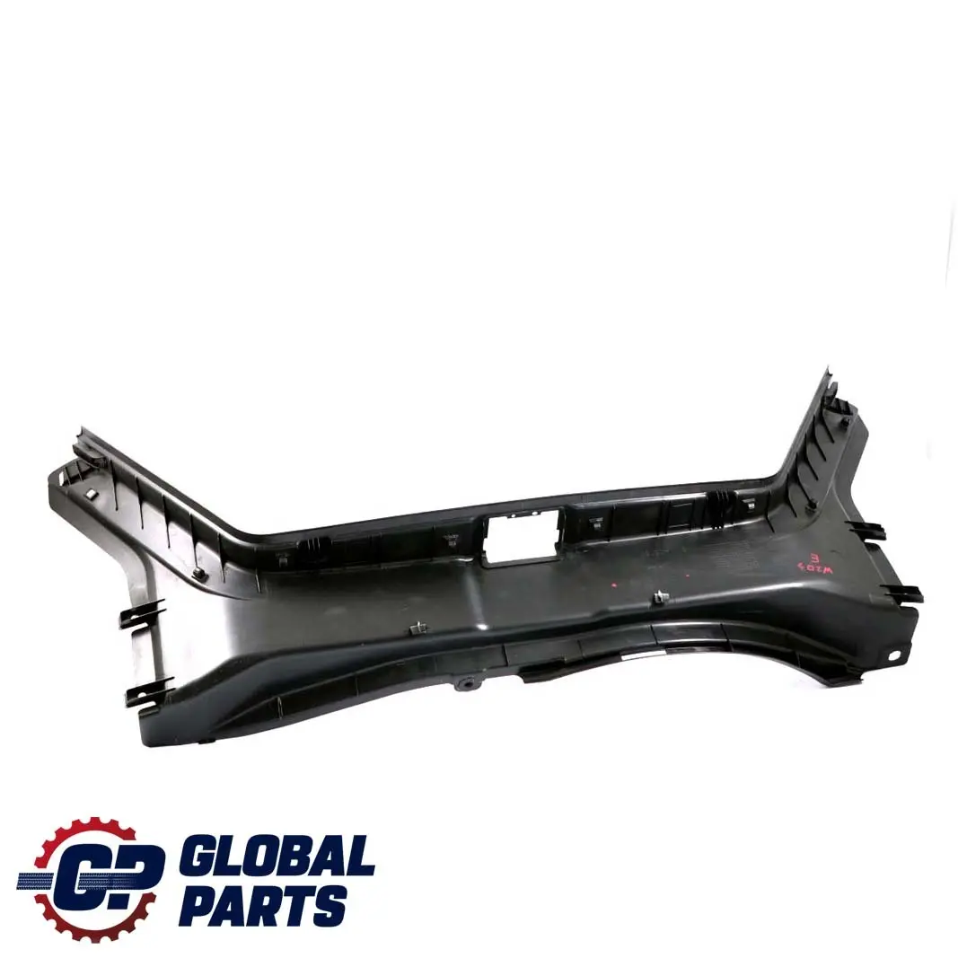 Bordo Carico Stivale Rivestimento Interno Posteriore per Mercedes W203 con numero di parte A2036900525 Mercedes W203 Bordo Carico Stivale Rivestimento Interno Posteriore - SKU A2036900525 - Numero di parte A2036900525