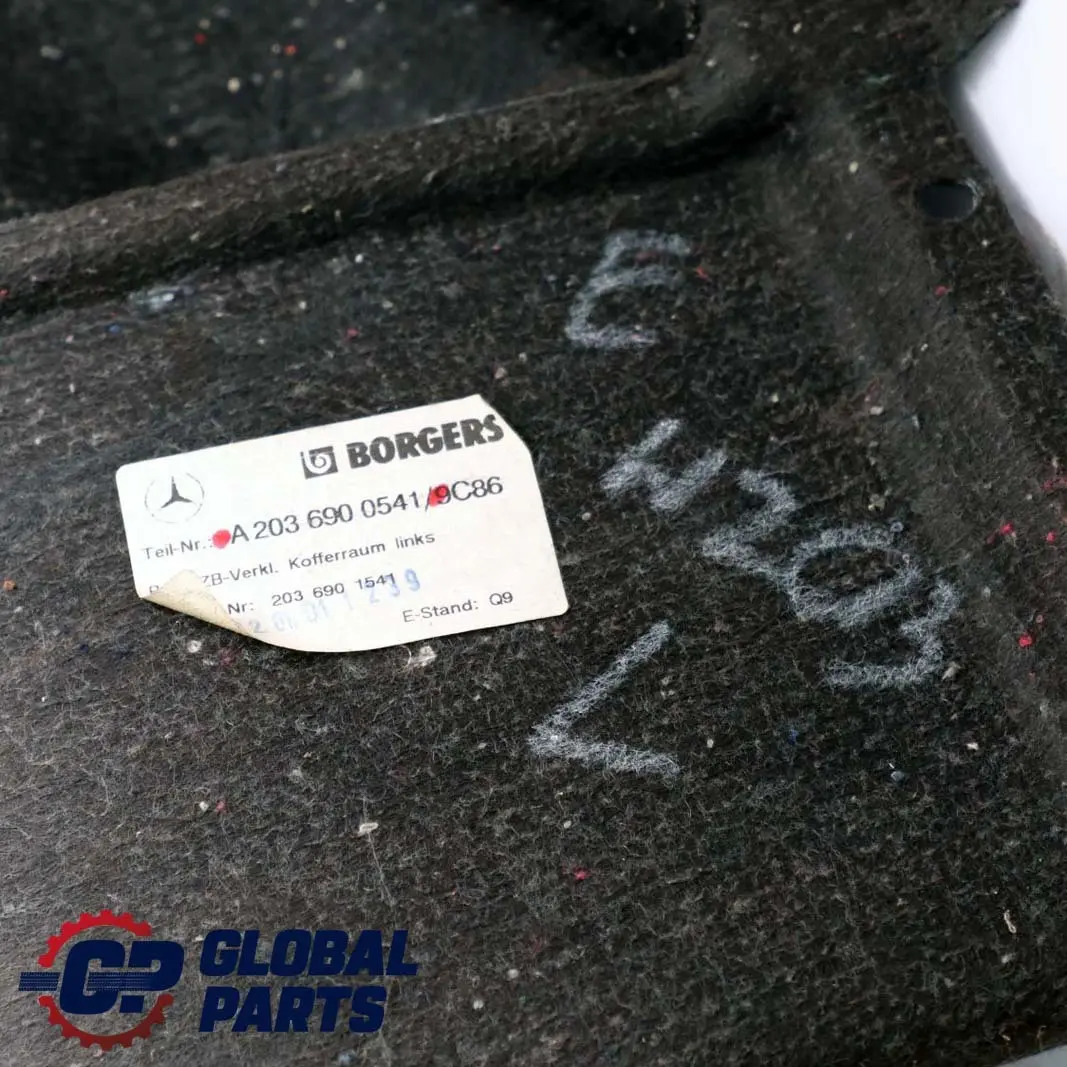Mercedes-Benz C-Klasse W203 Kofferraum Abdeckung Verkleidung Links für mit Teilenummer A2036900541 Mercedes-Benz C-Klasse W203 Kofferraum Abdeckung Verkleidung Links - SKU A2036900541 - Teilenummer A2036900541