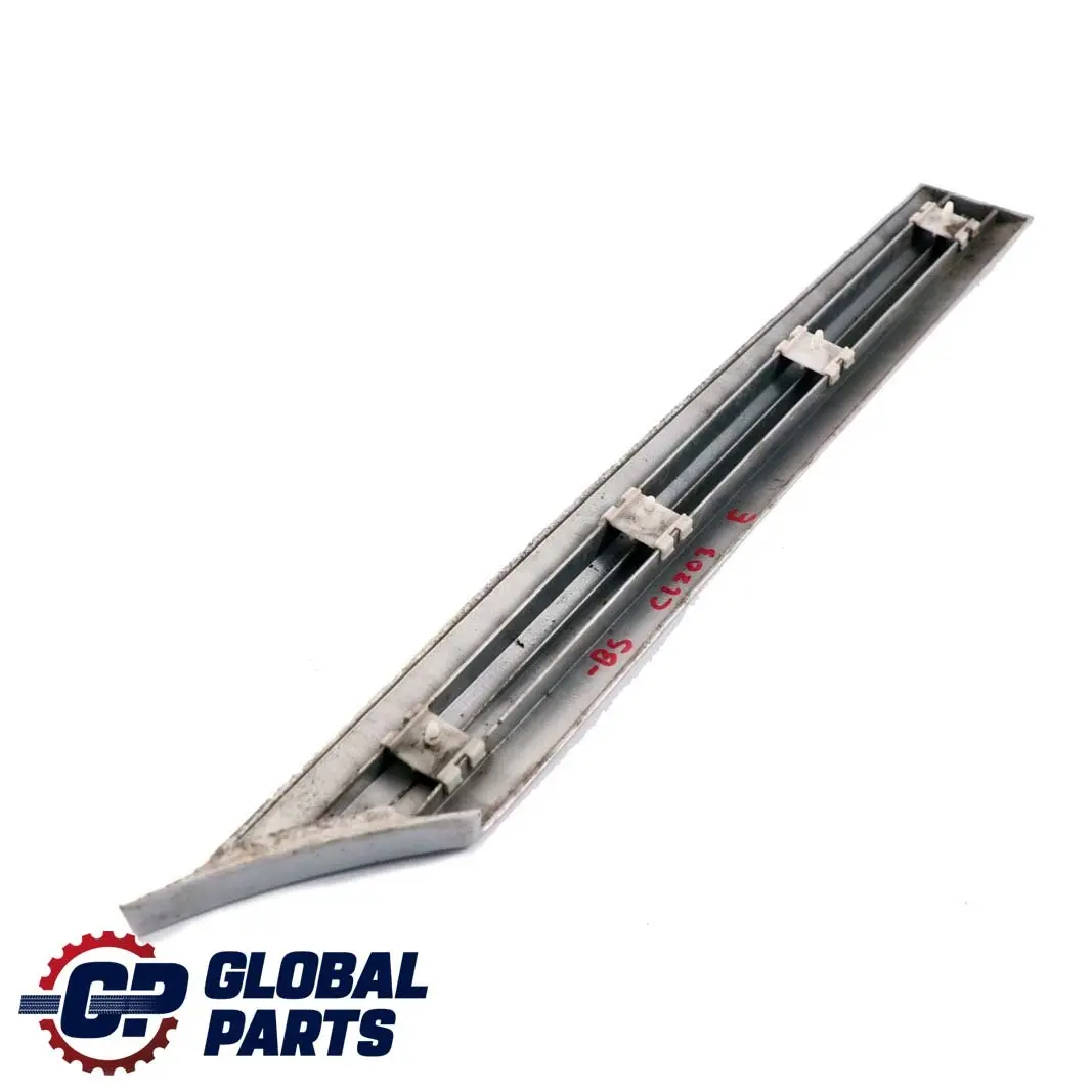 Mercedes-Benz CL203 SportCoupe Hinten Links Zierleiste Brillantsilber 744 für mit Teilenummer A2036900762 Mercedes-Benz CL203 SportCoupe Hinten Links Zierleiste Brillantsilber 744 - SKU A2036900762-BS - Teilenummer A2036900762